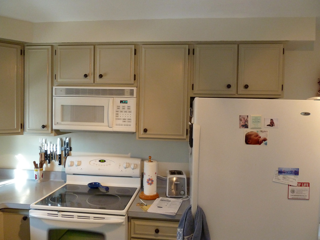 Give Your Cabinets a Makeover with Expert Painting in Seattle, WA
