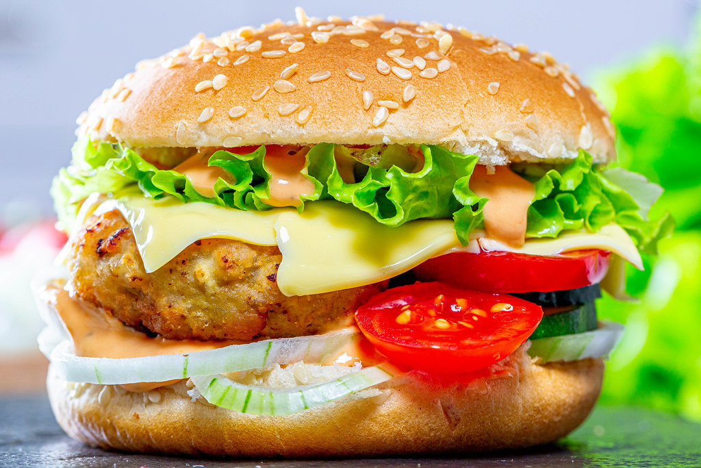 Foodie’s Paradise: Vancouver’s Unique Burger Creations Unveiled